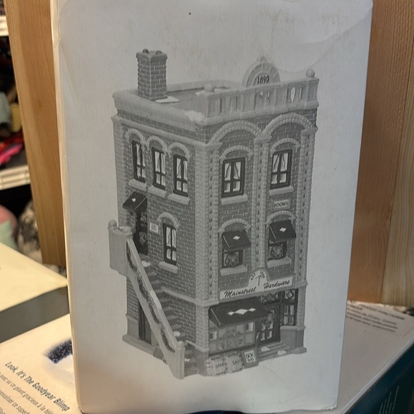 Department 56 "Mainstreet Hardware Store - Picture 5 of 5
